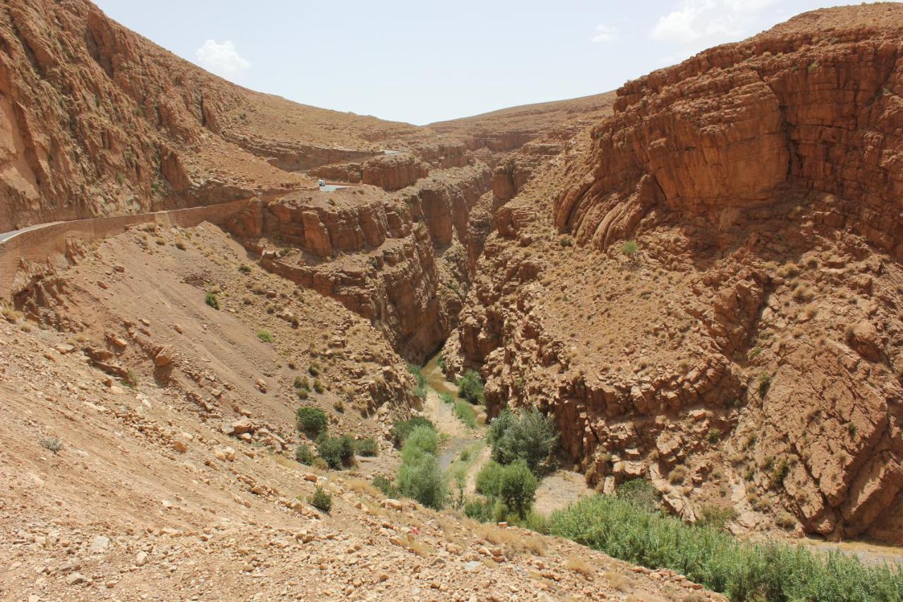 Akhendachou n'Ait Ouffi Kasbah Lucas旅舍 外观 照片