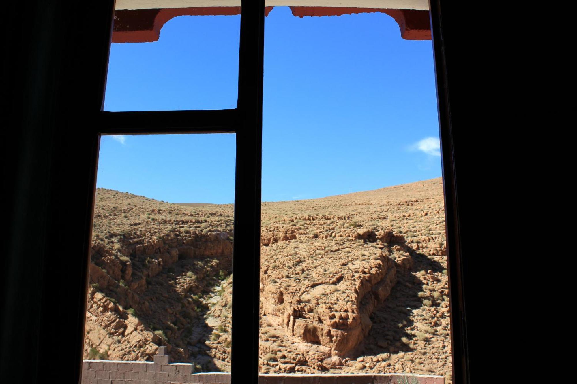 Akhendachou n'Ait Ouffi Kasbah Lucas旅舍 外观 照片