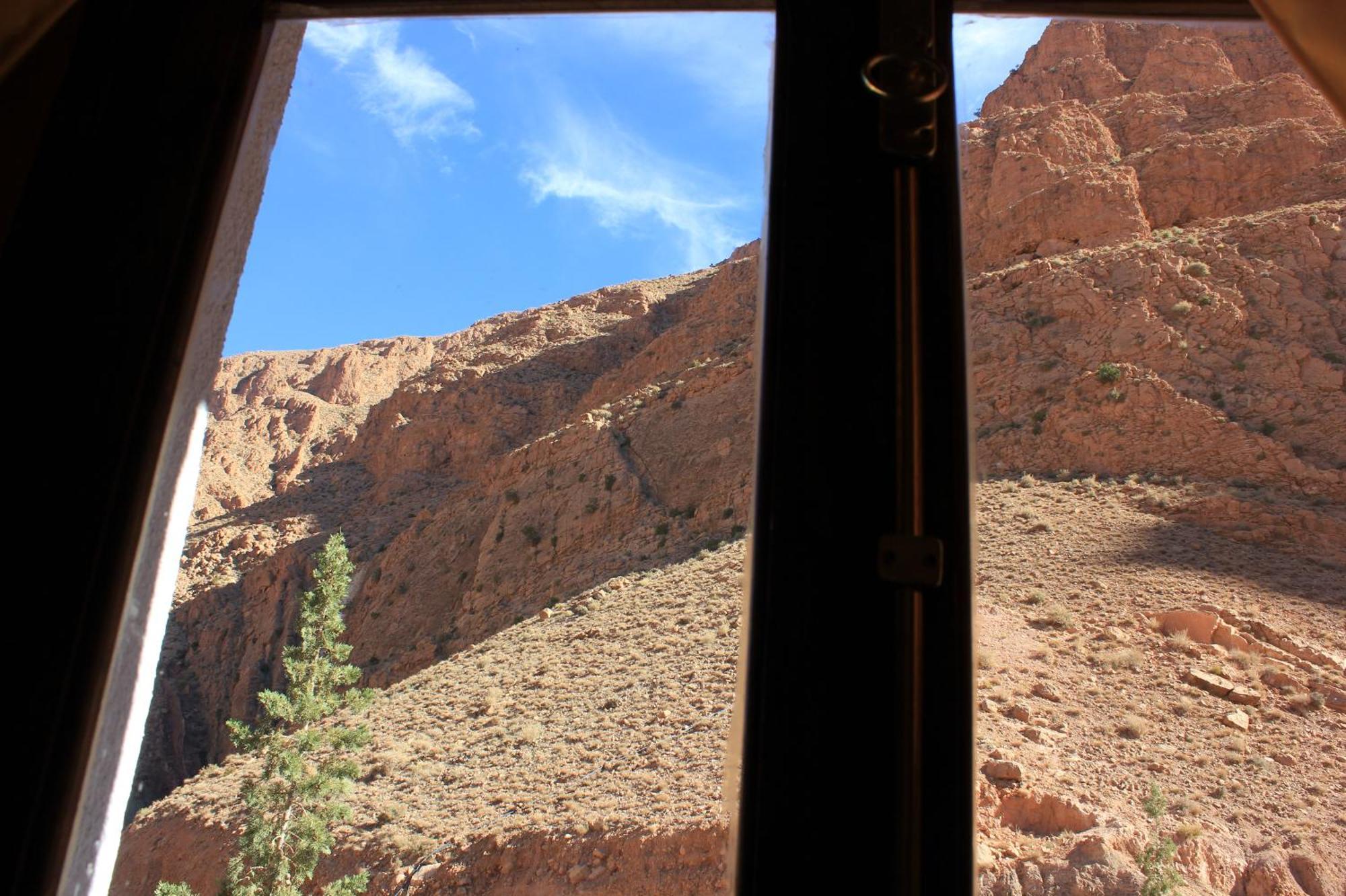 Akhendachou n'Ait Ouffi Kasbah Lucas旅舍 外观 照片