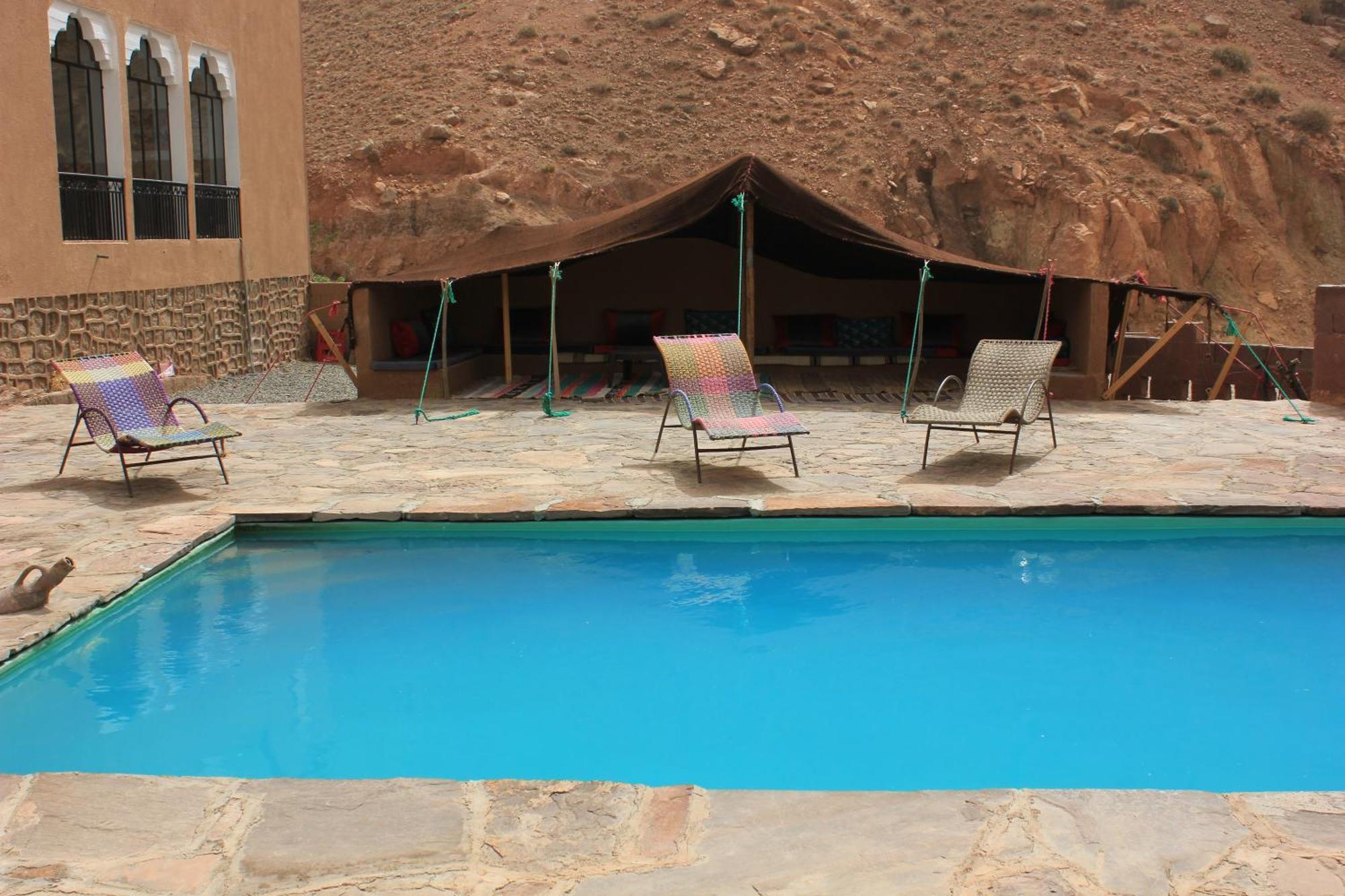 Akhendachou n'Ait Ouffi Kasbah Lucas旅舍 外观 照片